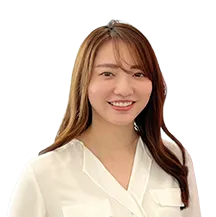 新卒4期生 椎名